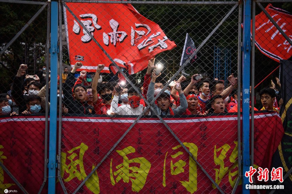 在《心惊肉跳》中，威廉·卡斯尔又使用了一个令观众的感观能够完全参与到影片中的被称作察觉的活动。